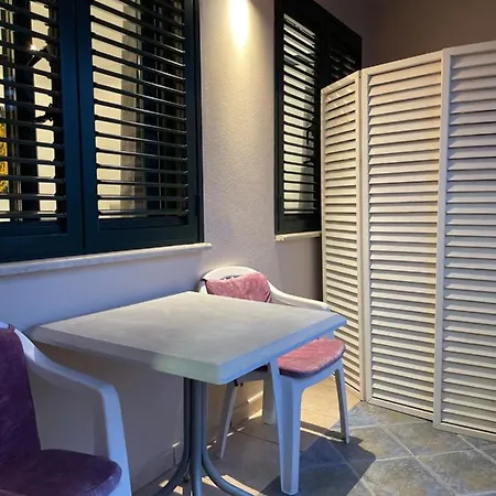 Proper 2 Apartment Tirana